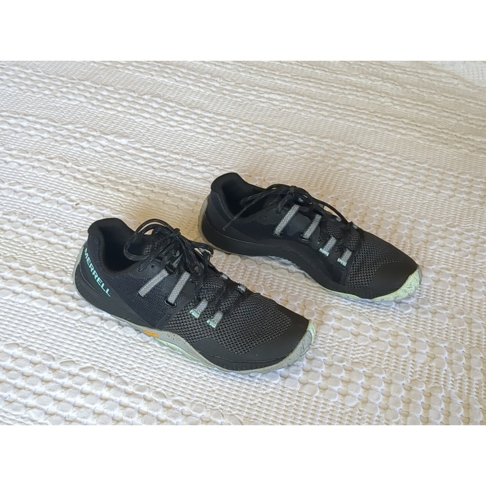Merrell Trail Glove 6 Black Barefoot Minimalist Running Shoes Sz 7 Women's